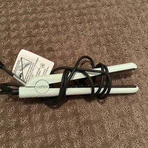 Cortex International Flat Iron